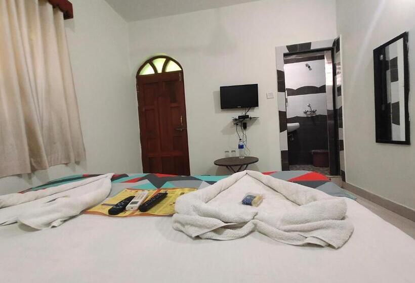 Пансион Rj14 Accommodations At Baga Beach