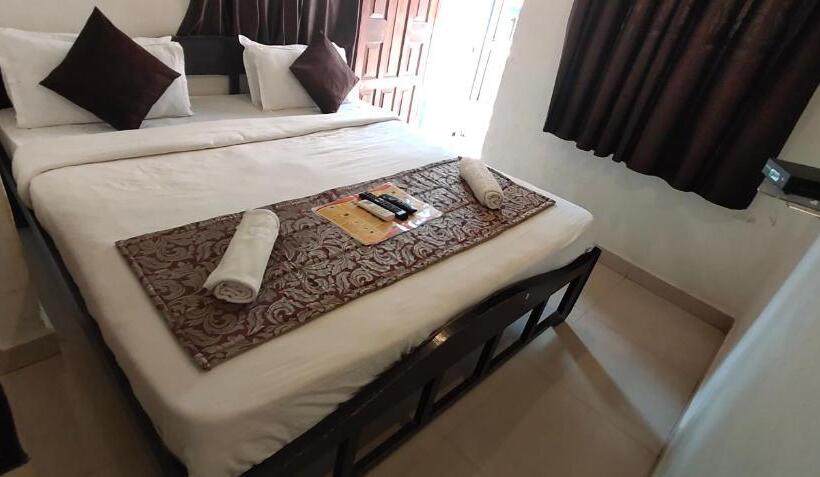 Пансион Rj14 Accommodations At Baga Beach