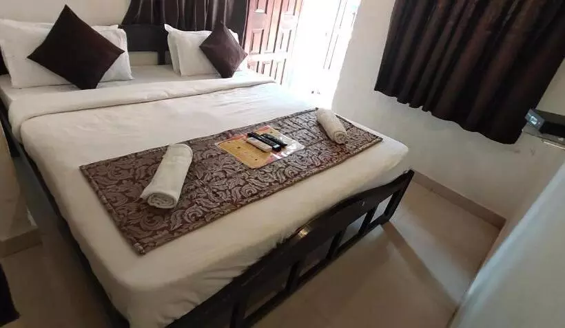 Pension  Rj14 Accommodations At Baga Beach