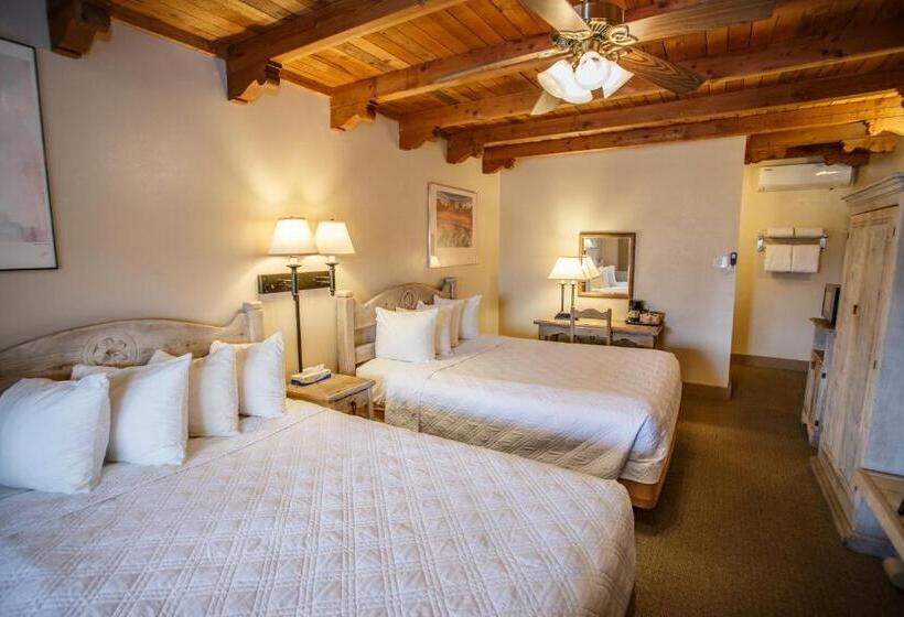 فندق صغير Chama Trails Motel