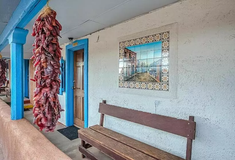 Retkeilymaja Chama Trails Motel