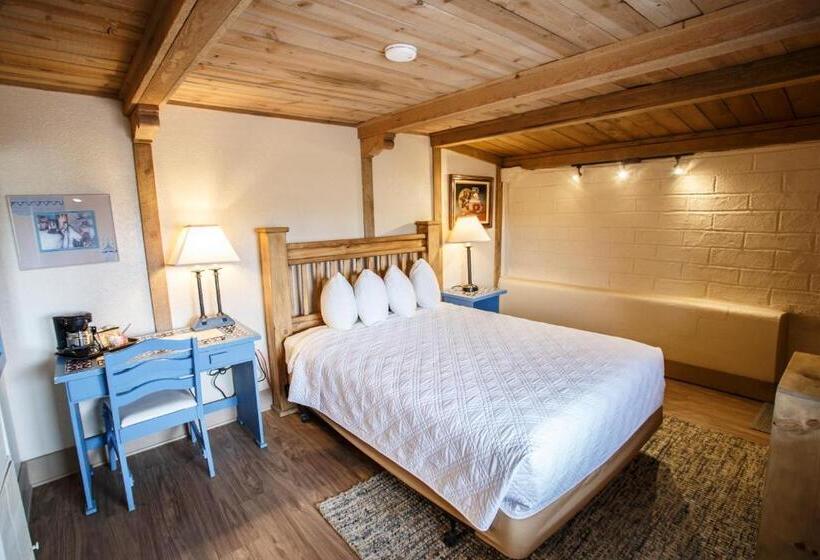 فندق صغير Chama Trails Motel