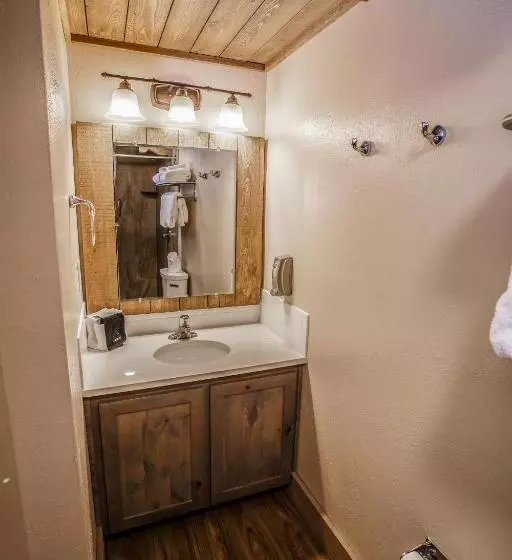 Retkeilymaja Chama Trails Motel