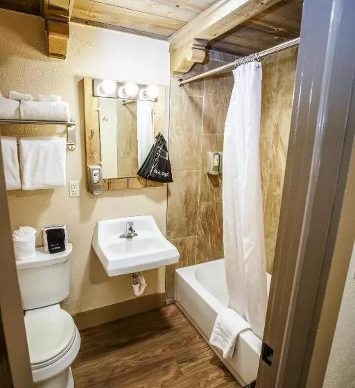 Retkeilymaja Chama Trails Motel