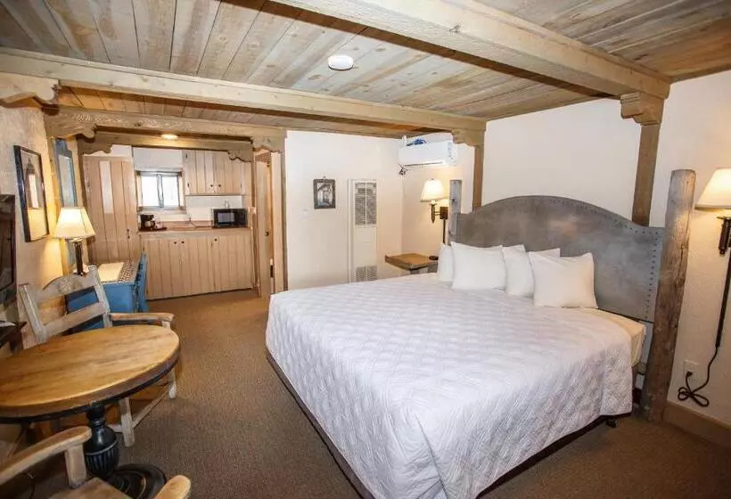 Retkeilymaja Chama Trails Motel