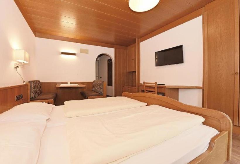 تختخواب و صبحانه Garni Vanadis