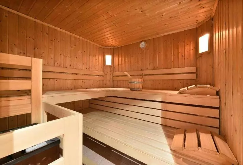 Aamiaismajoitus (B&B) Garni Vanadis