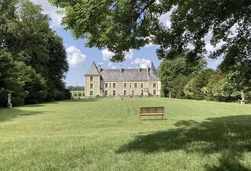 Majatalo Château Des Feugerets