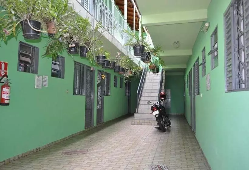ユースホステル Hospedagem Centro Champagnat