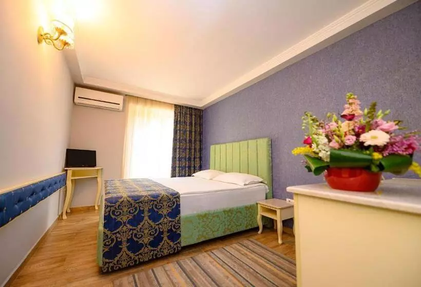 Hotel Iris Mimoza