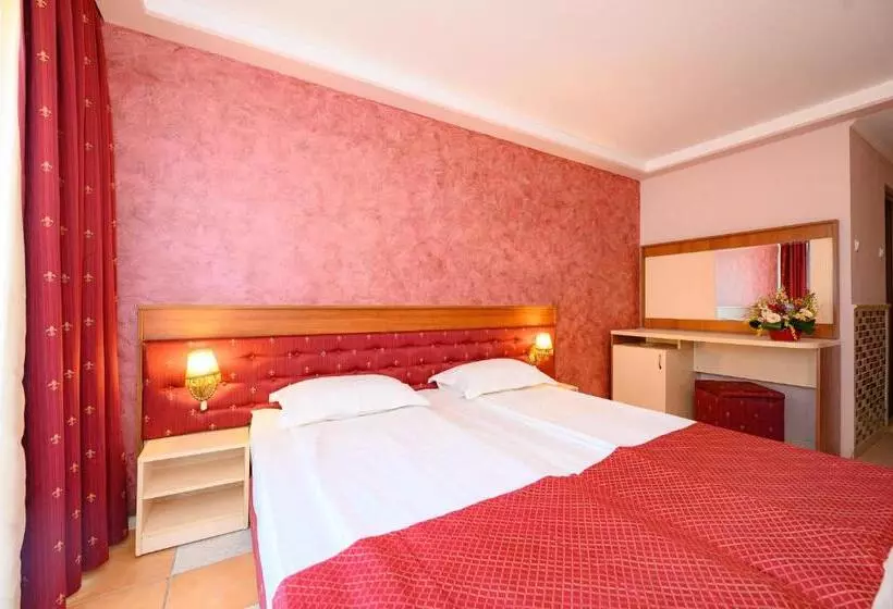 Hotel Iris Mimoza