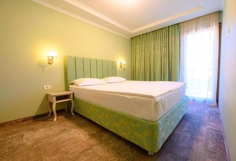 Hotel Iris Mimoza
