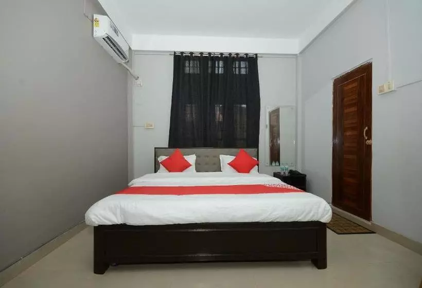 ホテル Oyo 28735  Gateway Tezpur