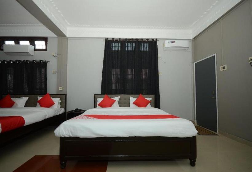 בית מלון כפרי Oyo 28735  Gateway Tezpur