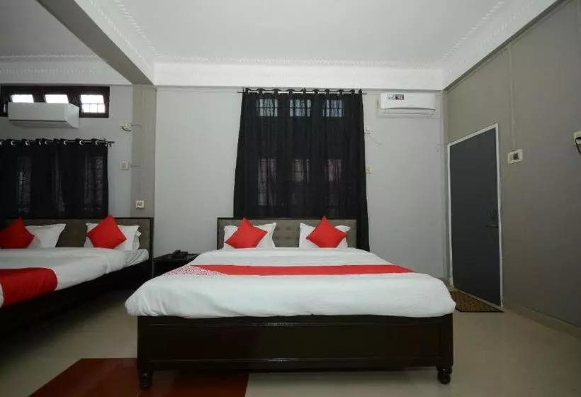 ホテル Oyo 28735  Gateway Tezpur