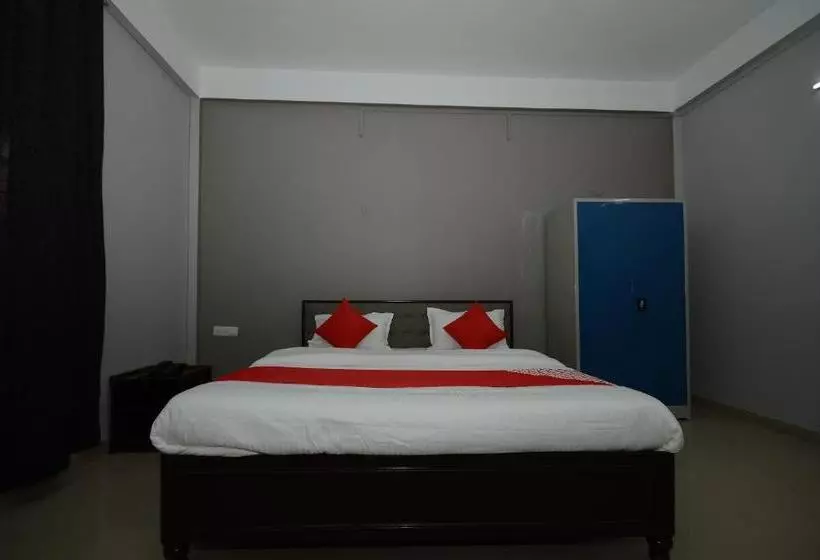 ホテル Oyo 28735  Gateway Tezpur