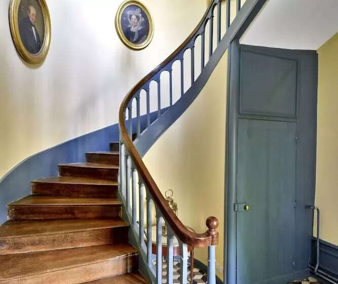 Aamiaismajoitus (B&B) Chateau De La Villedubois