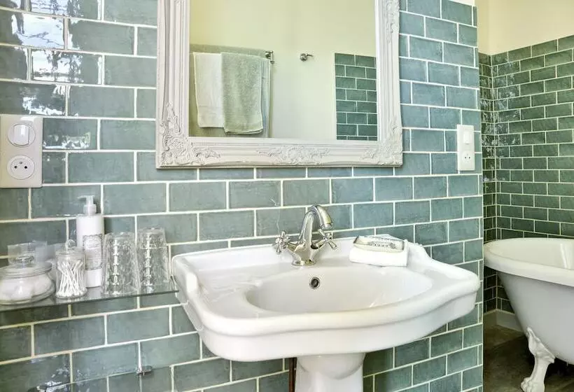 Aamiaismajoitus (B&B) Chateau De La Villedubois