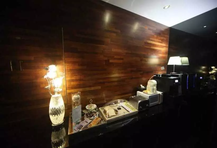 Gugi Motel