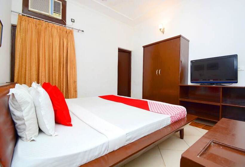 호텔 Oyo 37208 Dlm Valley Resorts