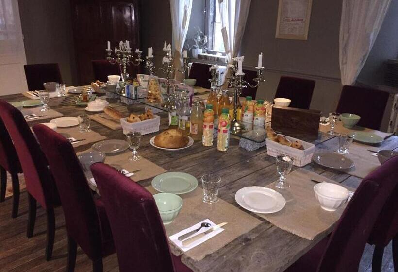 بنسيون Comptoir D Aubrac