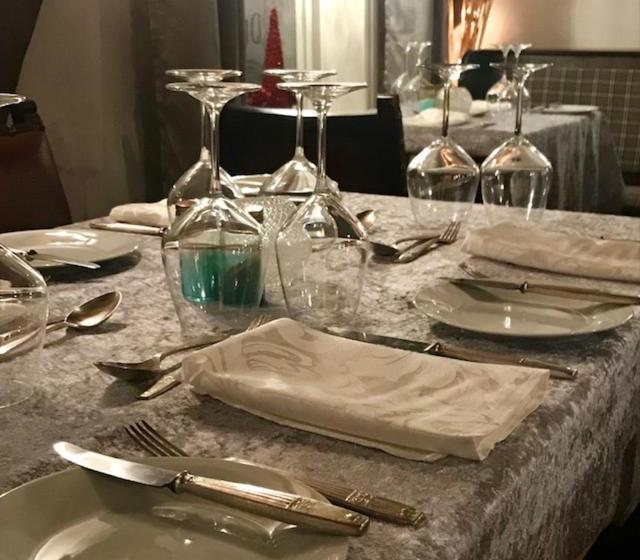 هاستل The Coach And Horses Of Compton