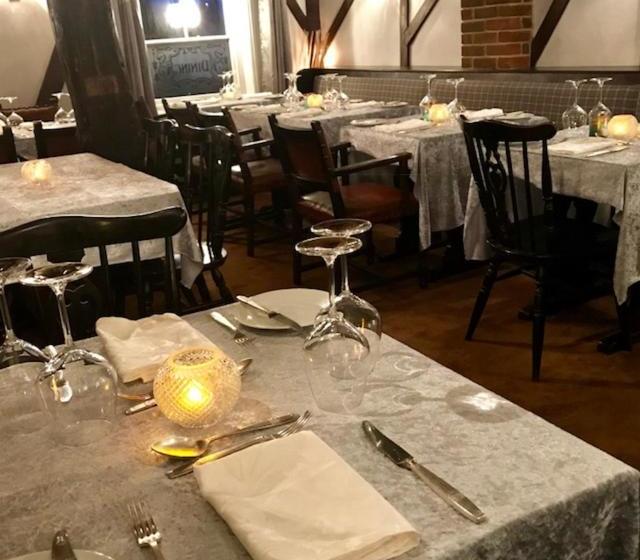 هاستل The Coach And Horses Of Compton