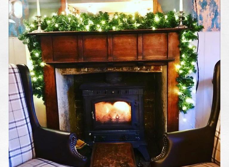 هاستل The Coach And Horses Of Compton