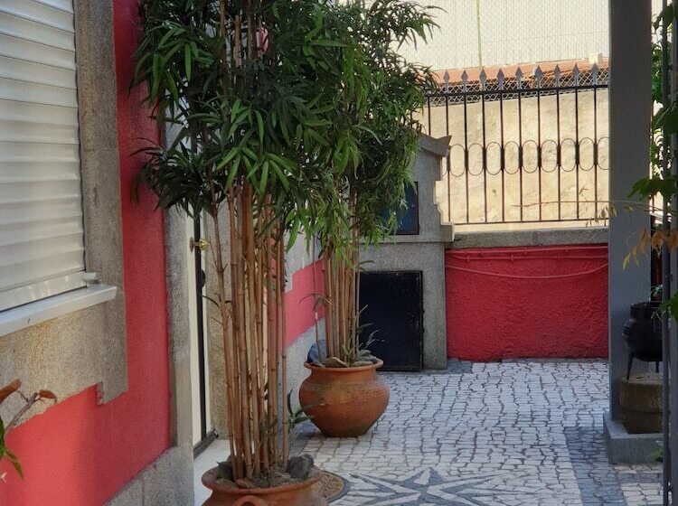 تختخواب و صبحانه Solar Transmontano