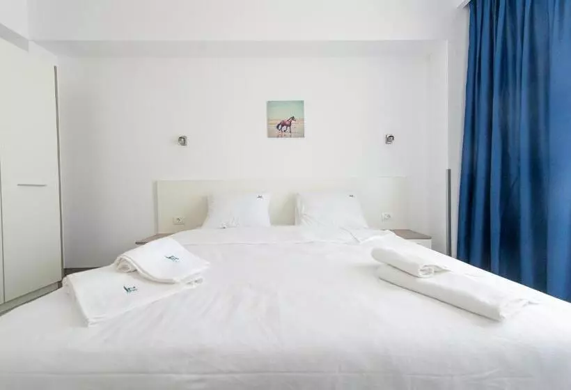 Zip Apartments