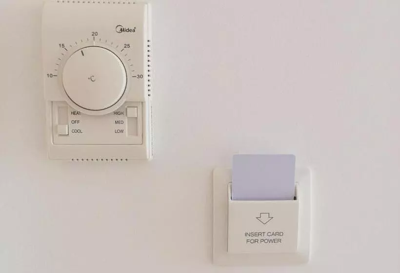 Zip Apartments