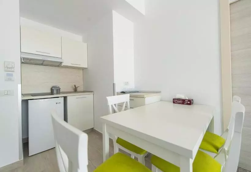 Zip Apartments
