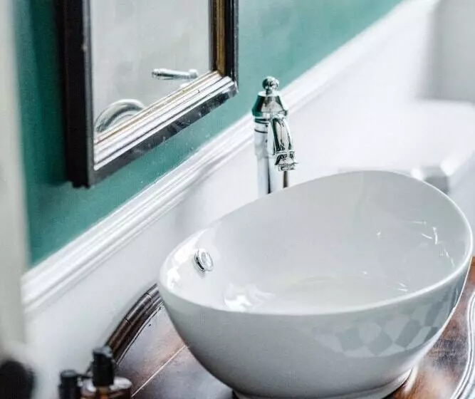 Hotelli The Crooked Swan