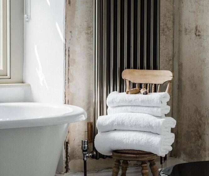 בית מלון כפרי The Crooked Swan