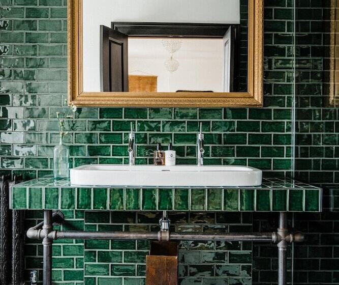 בית מלון כפרי The Crooked Swan