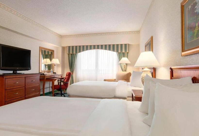 Radisson Hotel Cedar Rapids