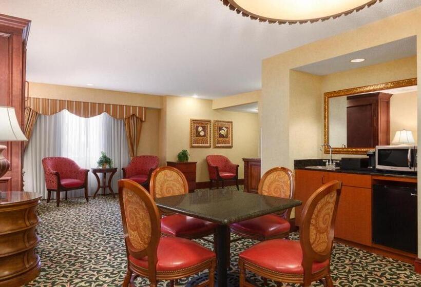 Radisson Hotel Cedar Rapids