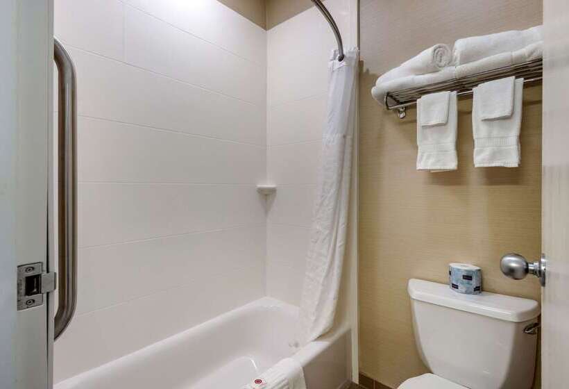 فندق Comfort Inn Ellsworth  Bar Harbor