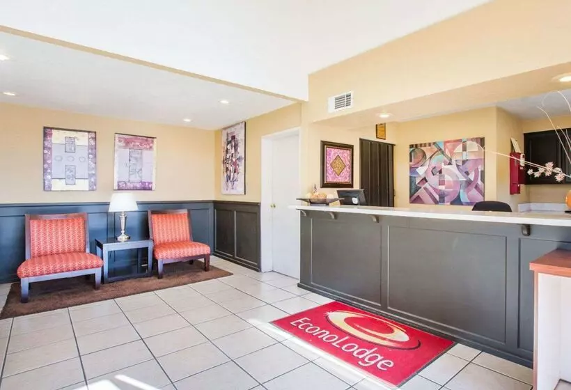 호텔 Econo Lodge Inn & Suites Lodi   Wine Country Area