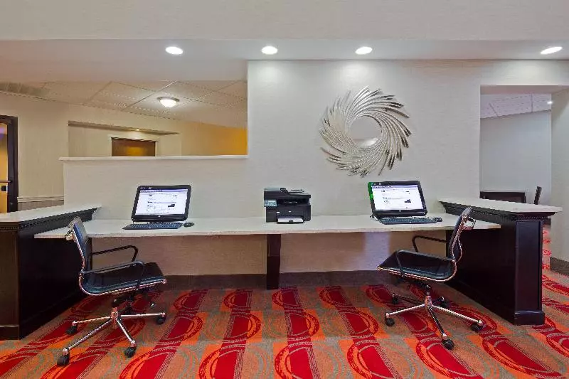 בית מלון כפרי Holiday Inn Express Harrisburg Ne, An Ihg