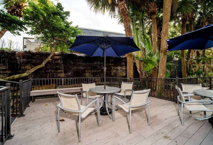 Otel La Quinta By Wyndham Cocoa Beach Oceanfront