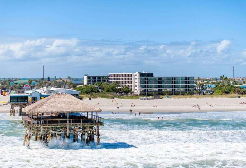 Otel La Quinta By Wyndham Cocoa Beach Oceanfront