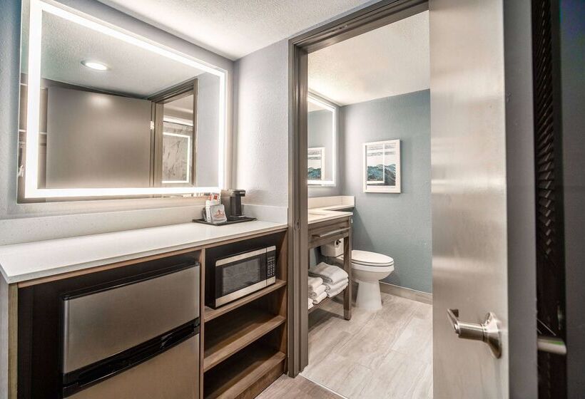 Otel La Quinta By Wyndham Cocoa Beach Oceanfront