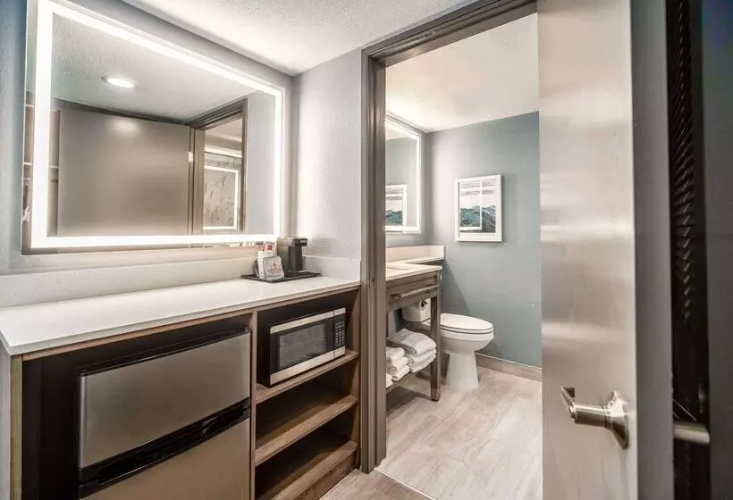 호텔 La Quinta By Wyndham Cocoa Beach Oceanfront