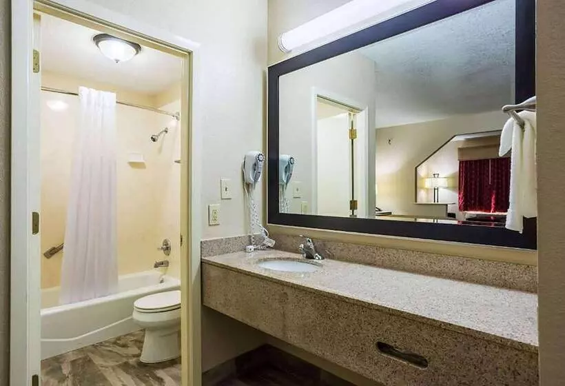 Отель Oxford, A Travelodge By Wyndham