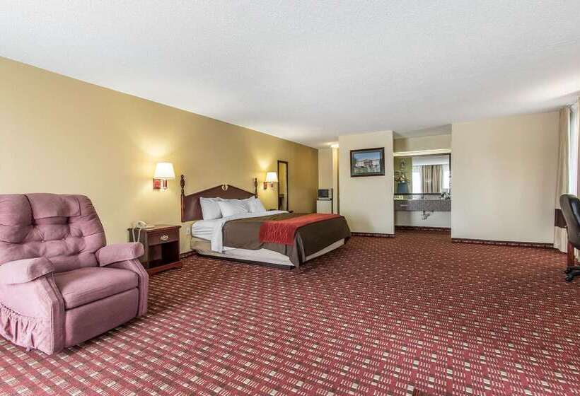 Отель Quality Inn