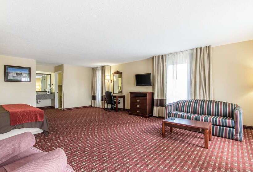 Отель Quality Inn