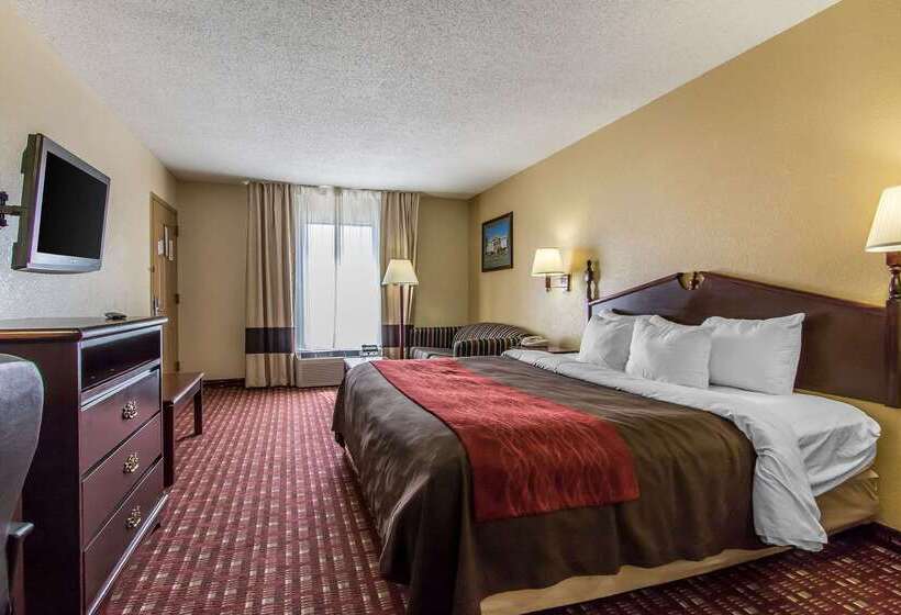 Отель Quality Inn