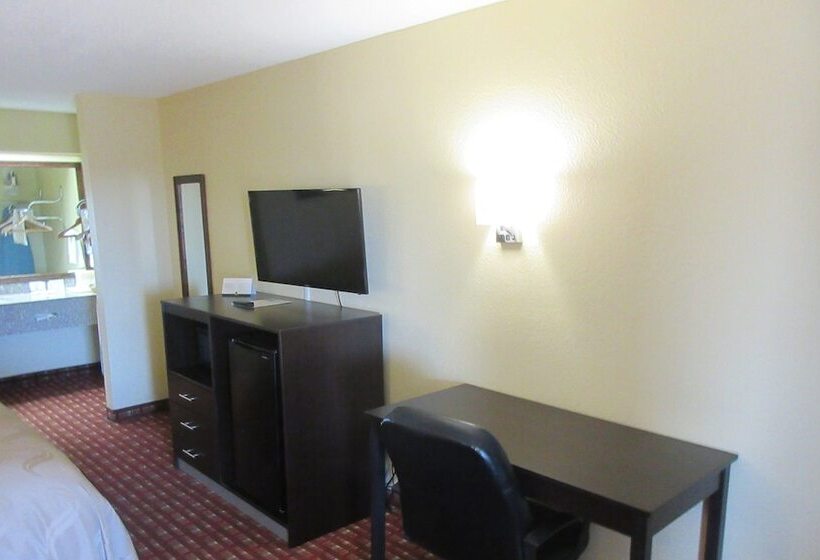 Отель Quality Inn