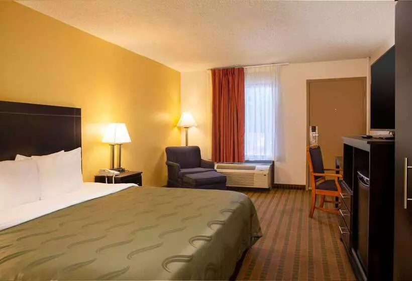 Hotelli Quality Inn At Arlington Highlands